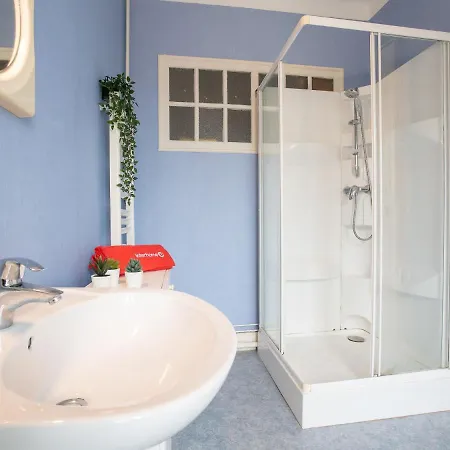 Le Britannia By Interhome